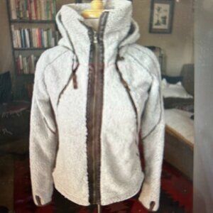 KUHL LUXURY FLEECE FLIGHT JACKET SIZE MEDIUM